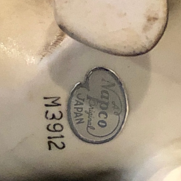 Vintage Ceramic Rhino Figurine M3912, NAPCO, 6-1/4" long - Picture 8 of 10